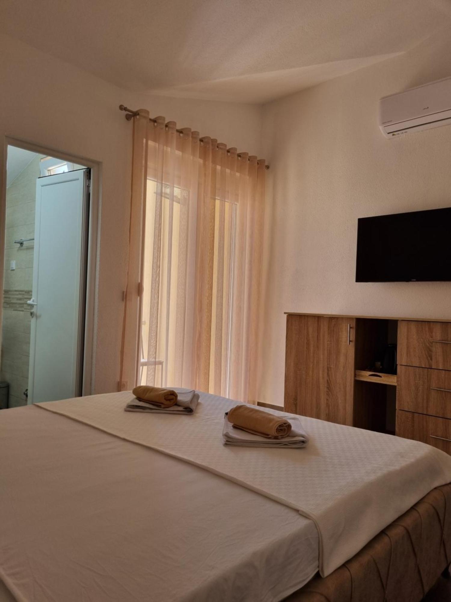 Apartmani Mihailovic Budva Ngoại thất bức ảnh
