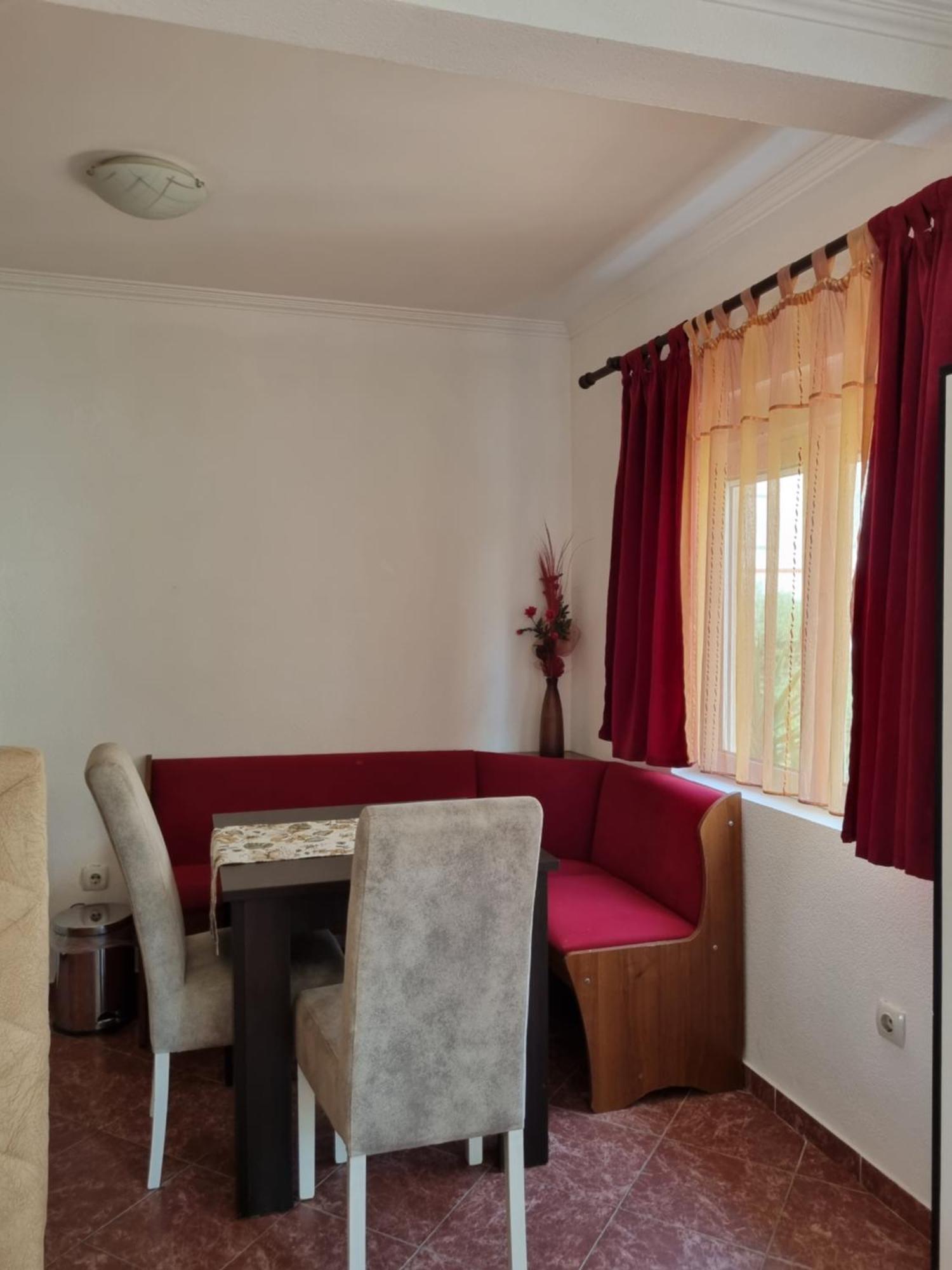Apartmani Mihailovic Budva Ngoại thất bức ảnh