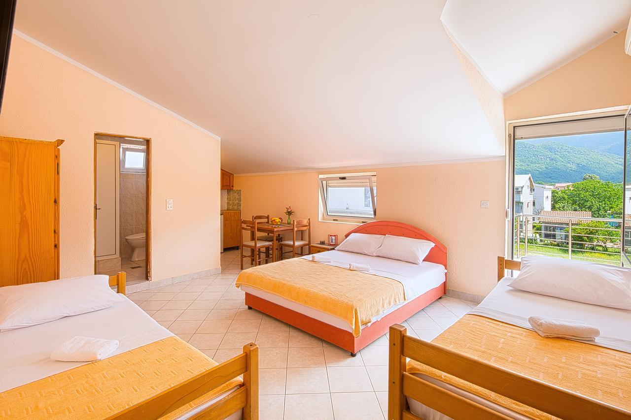 Apartmani Mihailovic Budva Ngoại thất bức ảnh