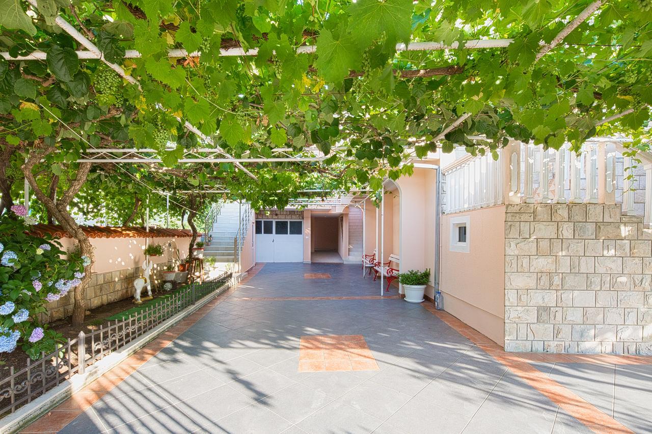 Apartmani Mihailovic Budva Ngoại thất bức ảnh